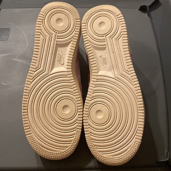 Euc Nike Air Force 1 6.5 Youth Low Pink Purple Crushed Velvet Shoes Womens - Picture 7 of 15